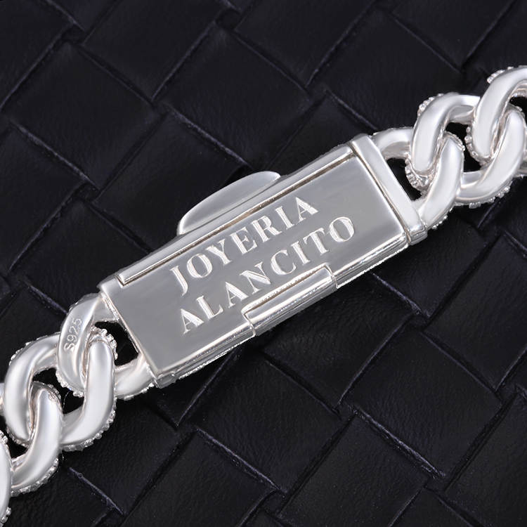 9mm VVS Moissanite "Hecho En Mexico" Cuban Chain